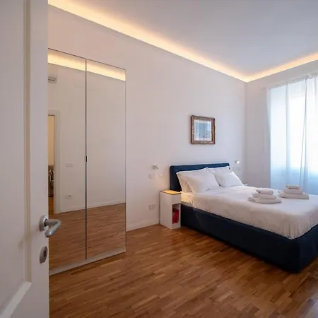 Vatican Cloud Luxury Modern Apartman *